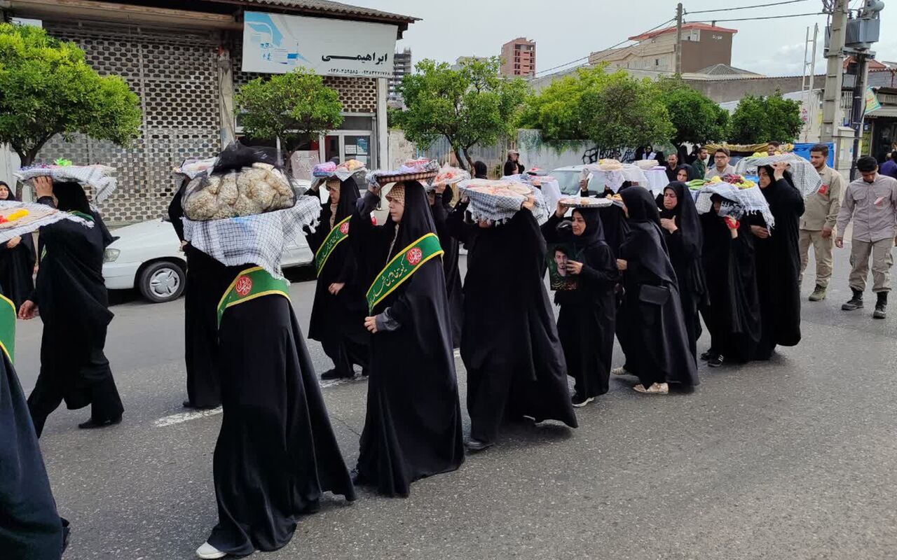 خطه مبارک فریدونکنار، فرزندش را به آغوش کشید