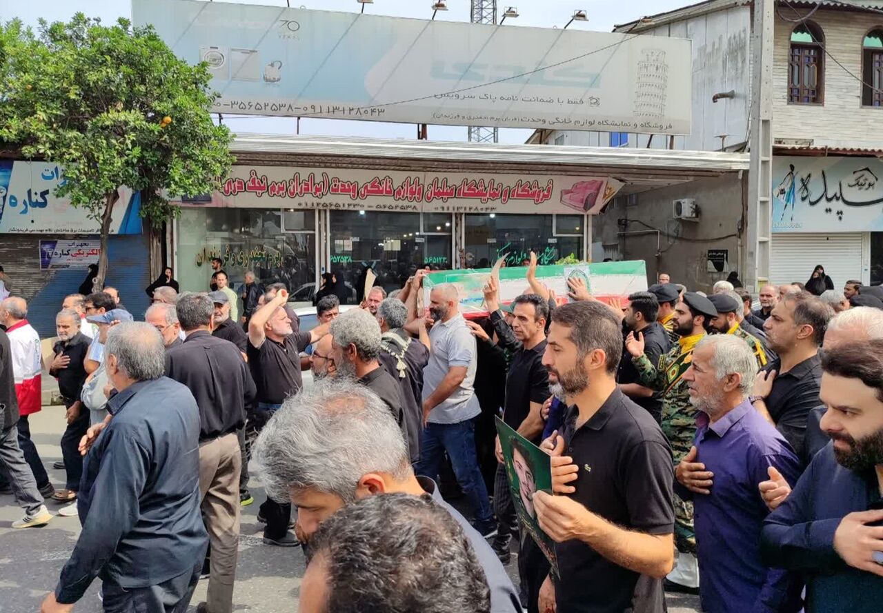 خطه‌ مبارک فریدونکنار، فرزندش را به آغوش کشید