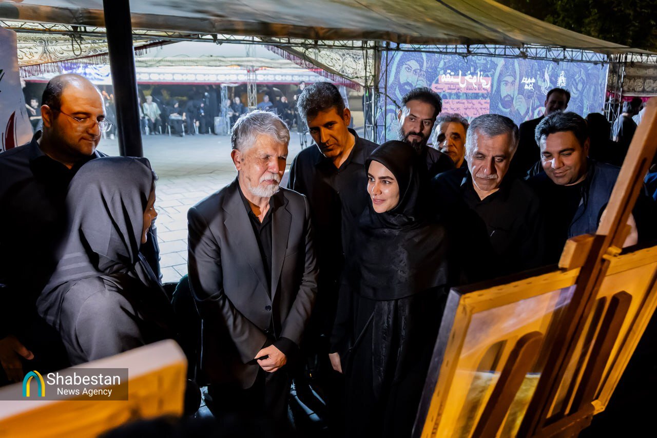 حضور وزیر فرهنگ و ارشاد اسلامی در خیمه هنر