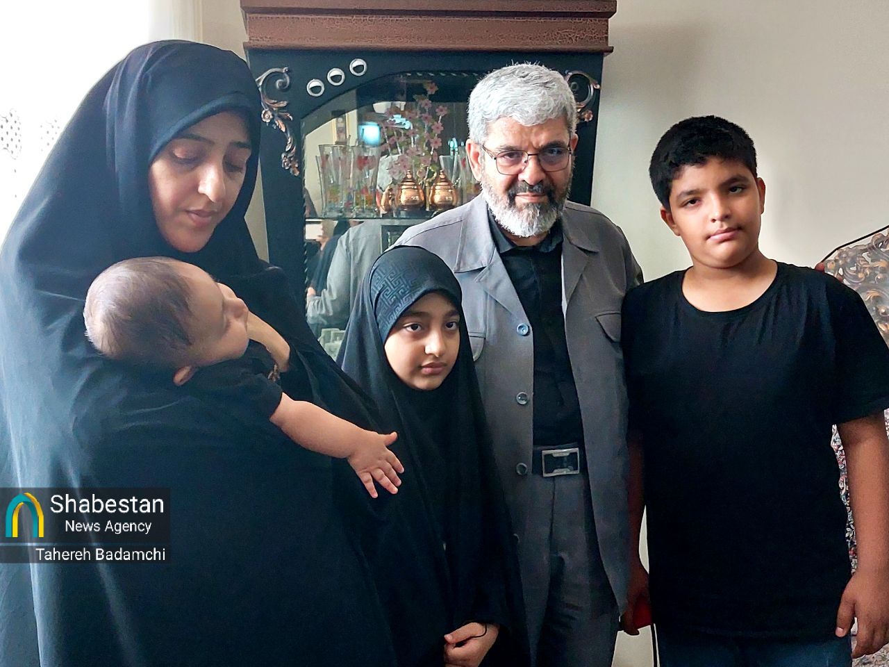 دیدار با خانواده شهید کاظمی‌زاده