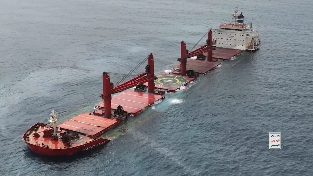 انصارالله یمن تصاویری از غرق شدن کشتی مجیک سیز منتشر کرد+ فیلم و عکس