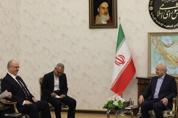 پاسخ محکم ایران، رژیم صهیونیستی و آمریکا را ناچار به توقف حمله کرد