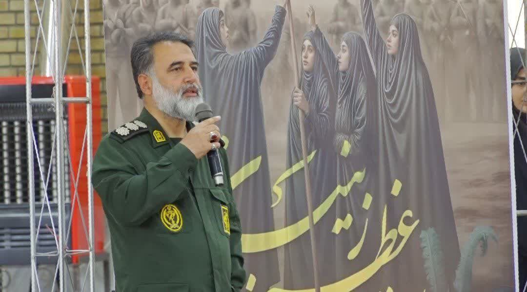 برگزاری اجتماع بانوان زینبی در شهر شازند