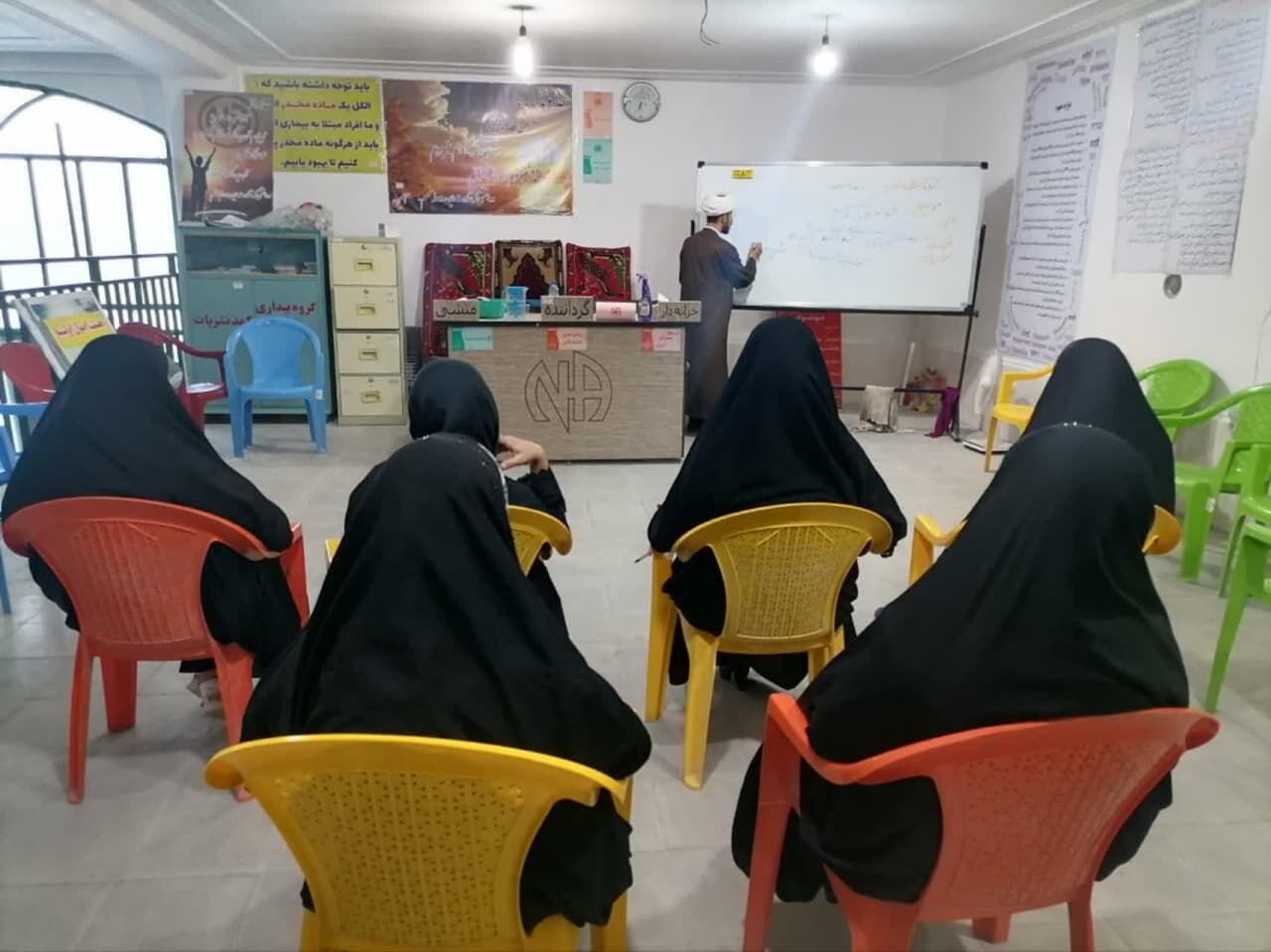 جایی میان نخل و نارنج؛ قصه مسجدی که با مردم قد کشید