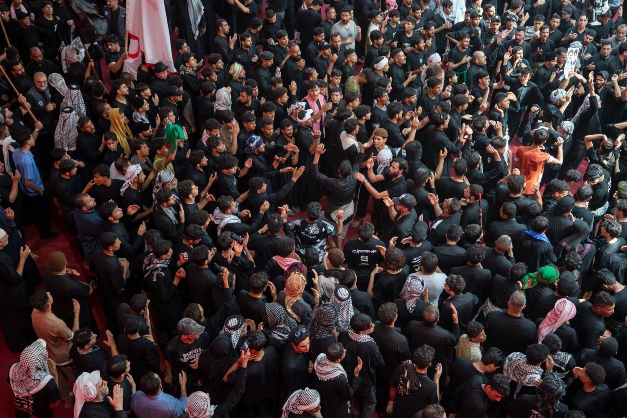 سالروز تدفین پیکر شهدای کربلا+عکس وفیلم