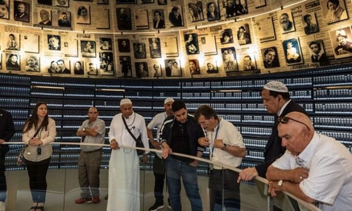 سفر مشکوک هیئت موسوم به ائمه جماعات به اسرائیل!/ آنها نماینده مسلمانان‌اند؟!