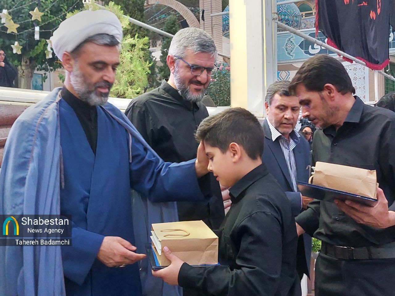 خانواده شهدای اقتدار در کرمان تجلیل شدند+ تصاویر