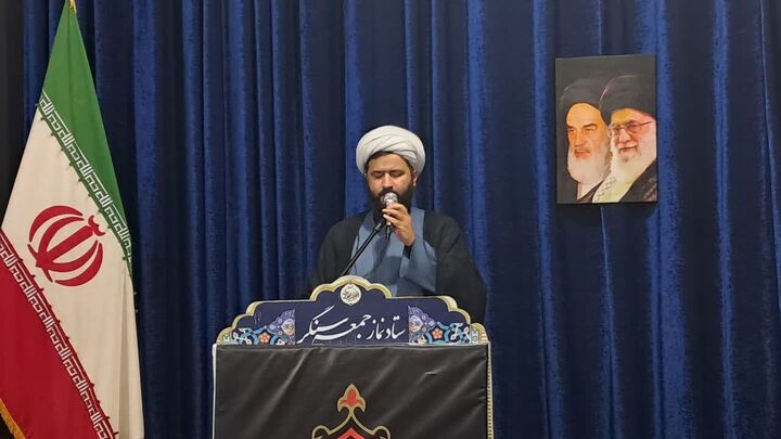 حضور مردم در نماز جمعه حجت برای قیام است