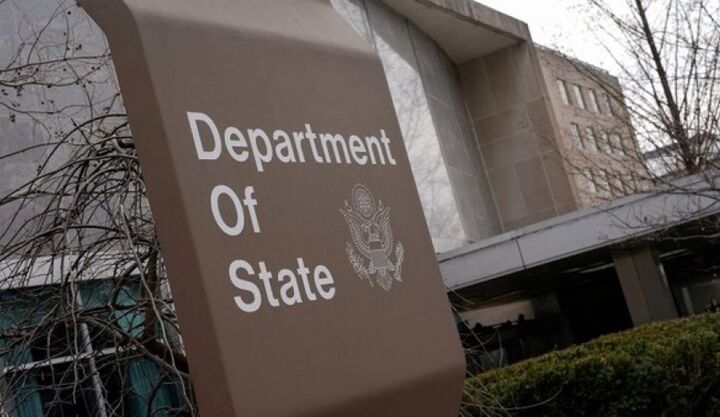 وزارت خارجه آمریکا بیش از ۱۳۰۰ کارمند خود را تعدیل کرد