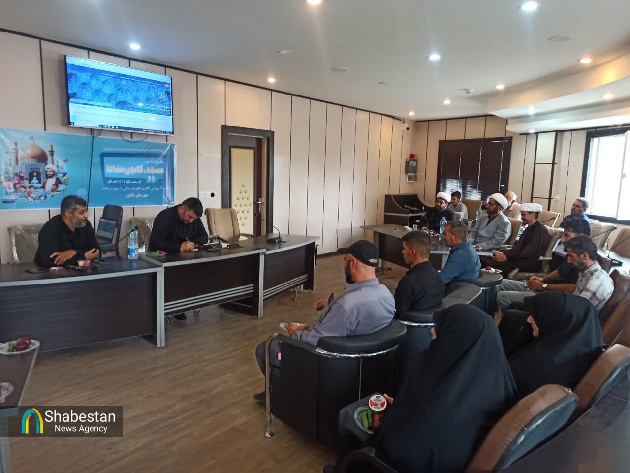 ارائه دوره آموزشی فعالیت فرهنگی در لرستان