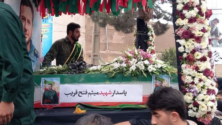 از میدان تا حرم، اشک تا بهشت؛ آران و بیدگل با شهید «فتح‌ٌقریب» وداع کرد