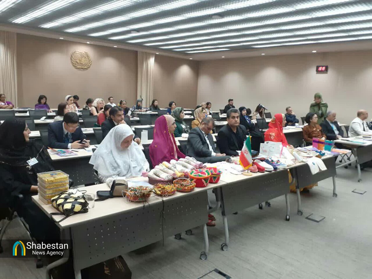 بانوی بیرجندی با یک دنیا انگیزه/ از آژانس بانوان تا بازارچههای امام رضایی