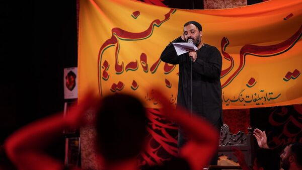 رضا هلالی از «پیراهن امام حسین(ع)» خواند