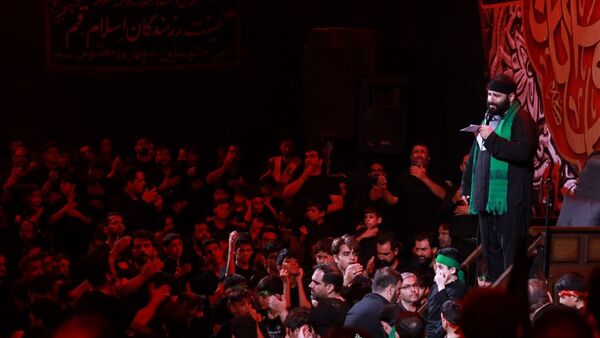 ۱۰ شب عزاداری دهه سوم محرم با نوای مداحان مشهور