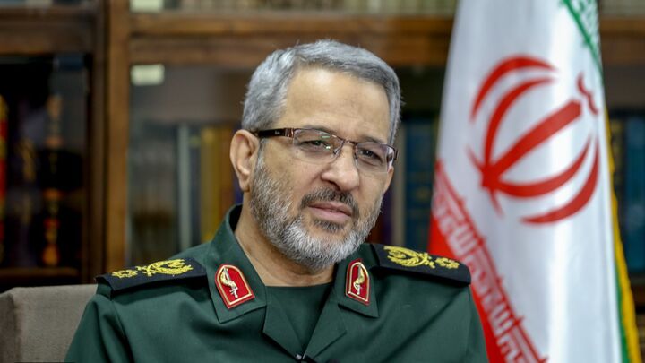 سردار غلامحسین غیب‌پرور بر اثر عوارض شیمیایی به شهادت رسید