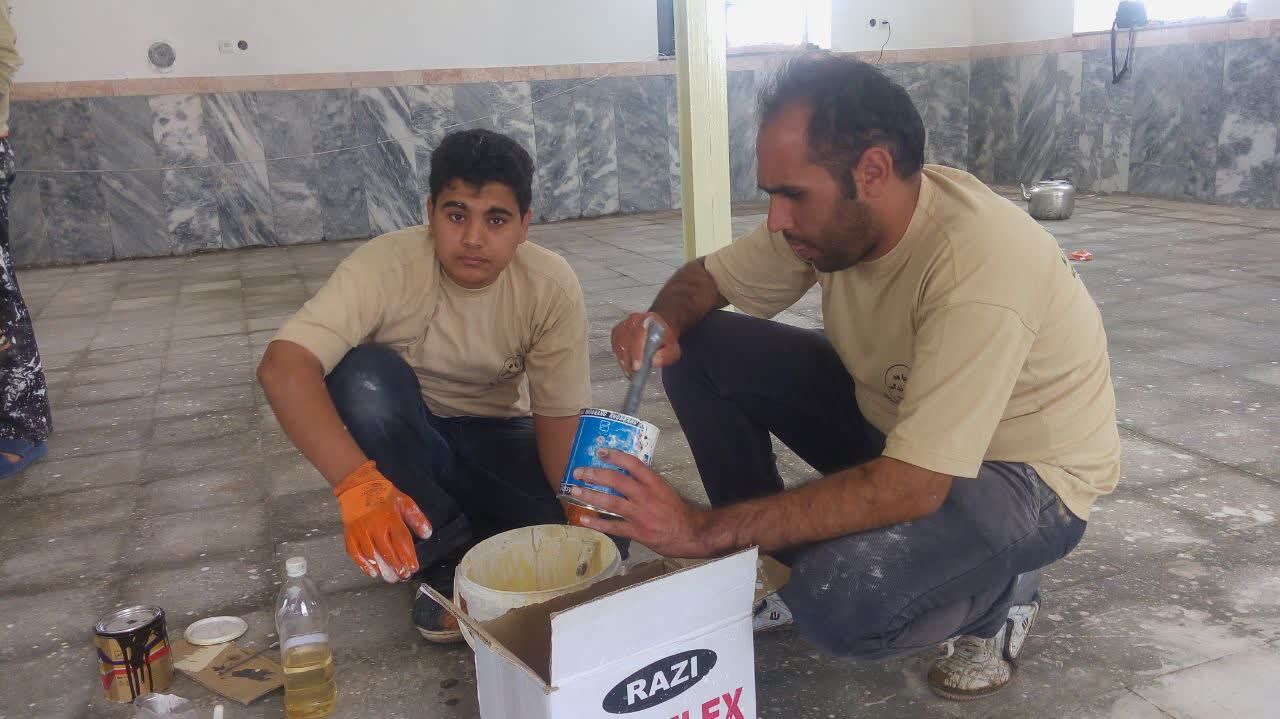 از برف‌روبی کوچه تا مرمت امامزاده/ پروازی پُرغرور «محمد» 