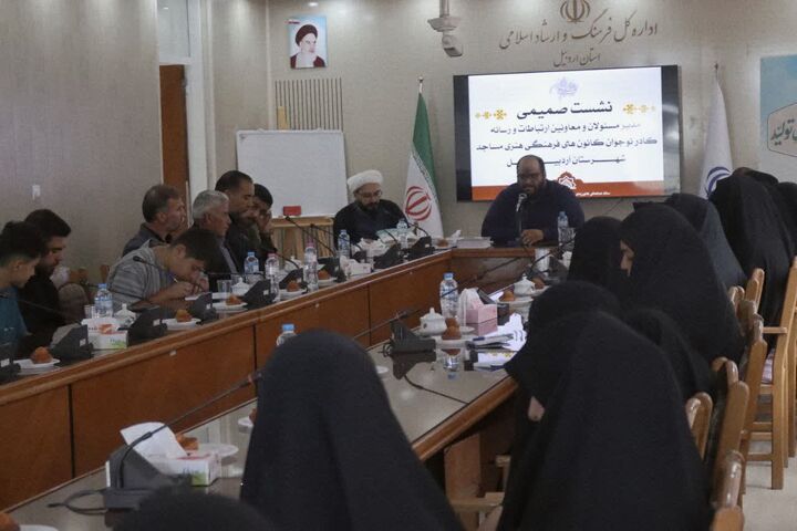 تاکتیک‌های رسانه‌ای کادر نوجوان در مساجد باید ارتقاء عملیاتی یابد