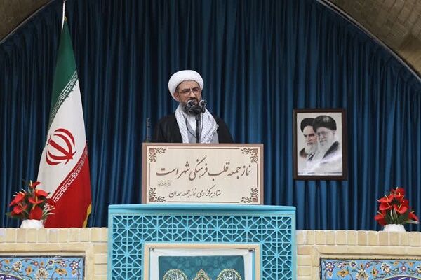 حفظ جایگاه رهبری و انسجام ملی دو مولفه مهم قدرت در برابر دشمن