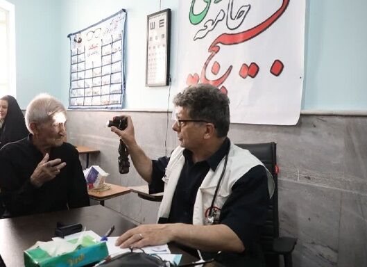 ارائه خدمات پزشکی رایگان به همت گروه‌های جهادی در قم