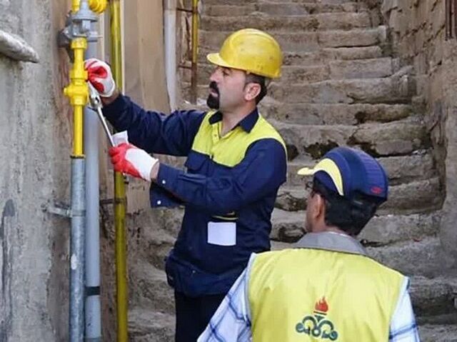 کارسازی ۲۵۰ مورد انشعاب رایگان تأسیسات ساختمانی به مددجویان هرمزگانی