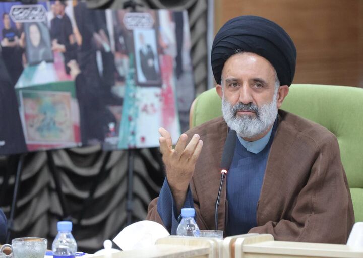 بنیاد برای حل مشکلات خانواده‌های شهدای حمله اخیر رژیم اشغالگر صهیونیست پای کار است