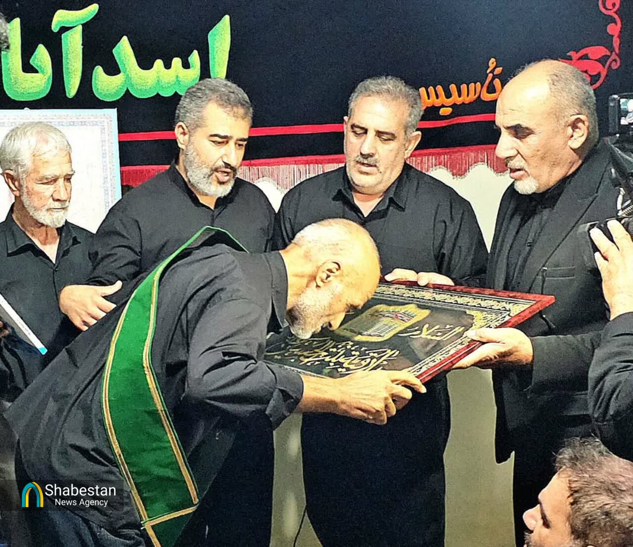 آیین تکریم خادم و پیرغلام حسینی، حجت اله شهبازی