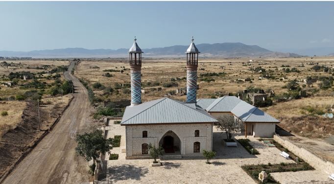 بازگشایی مسجد تاریخی در آذربایجان