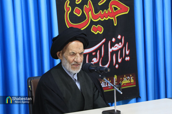 نماز جمعه پایگاهی برای بازگشت انسان به خویشتن الهی است