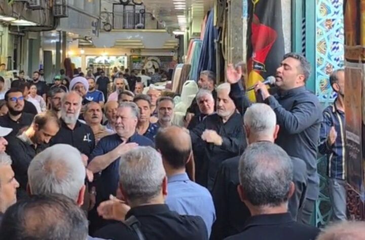 دسته عزاداری بازاریان تهران در سالروز شهادت امام زین‌العابدین علیه‌السلام