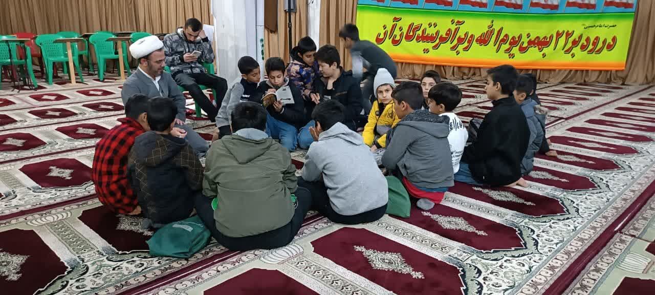 «چهارشنبههای مهربانی»؛ ابتکار یک امام محله در فعالیتهای خیریه