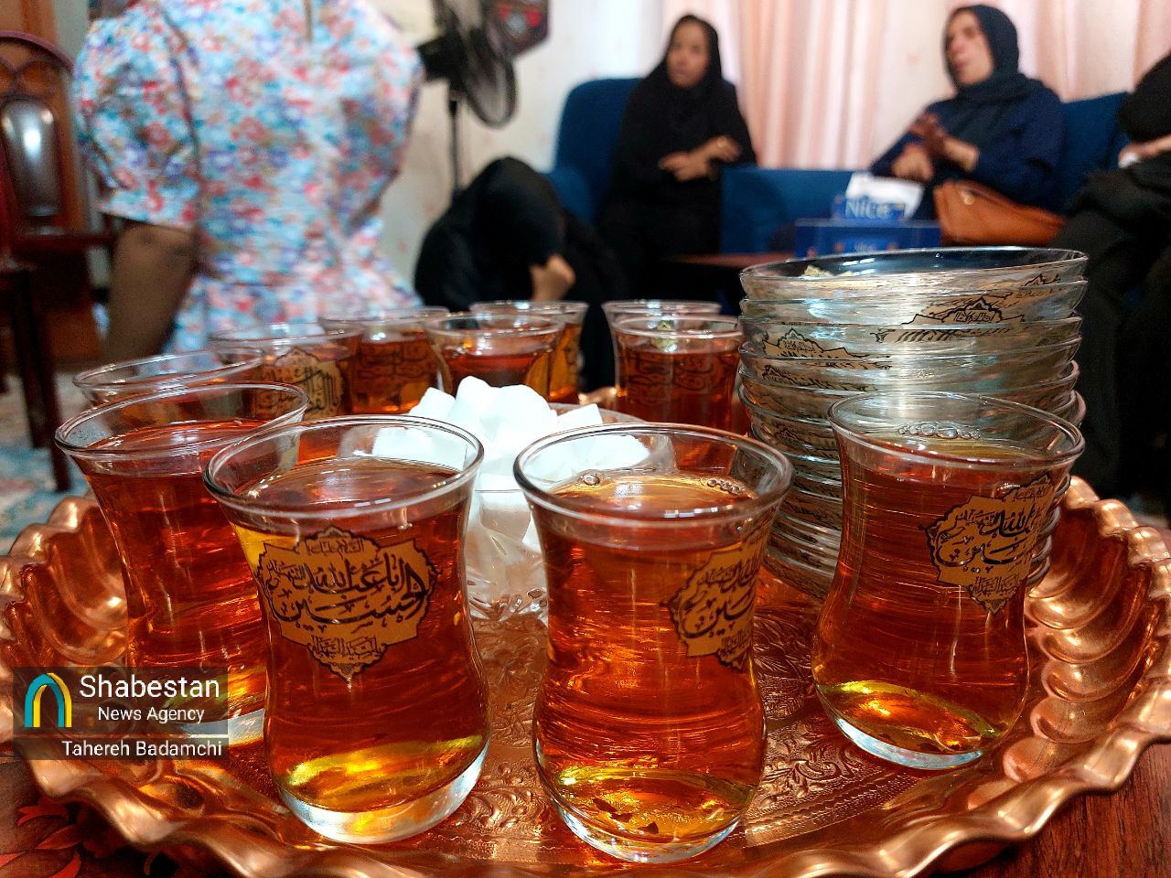 روضه در وسعت رسالت/ محفل خانگی خبرنگاران کرمانی برای پیامآور عاشورا