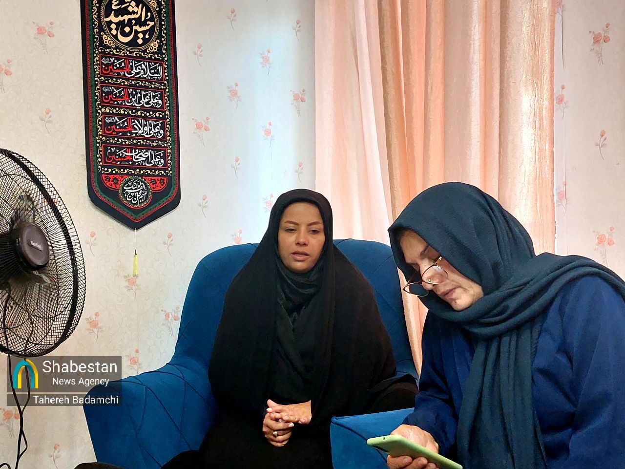 روضه در وسعت رسالت/ محفل خانگی خبرنگاران کرمانی برای پیام‌آور عاشورا