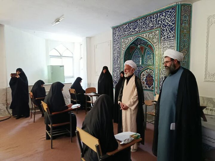 رشد چشمگیر حوزه‌های علمیه خواهران، افتخاری برای استان است