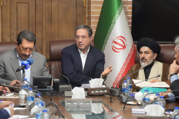 توجه و نگاه ویژه به آذربایجان‌غربی امری ضروری است