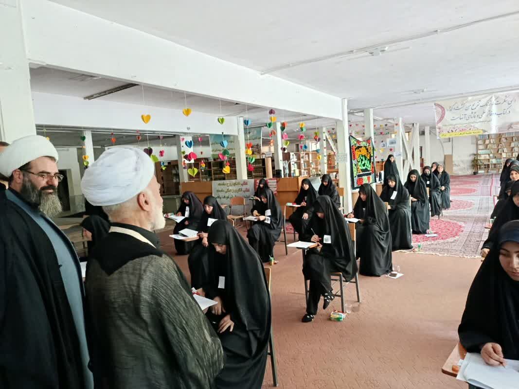 رشد چشمگیر حوزه‌های علمیه خواهران، افتخاری برای استان است