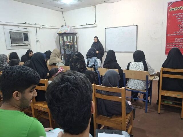 کارگاه مشاوره انتخاب رشته در مسجد طلابند برگزار شد