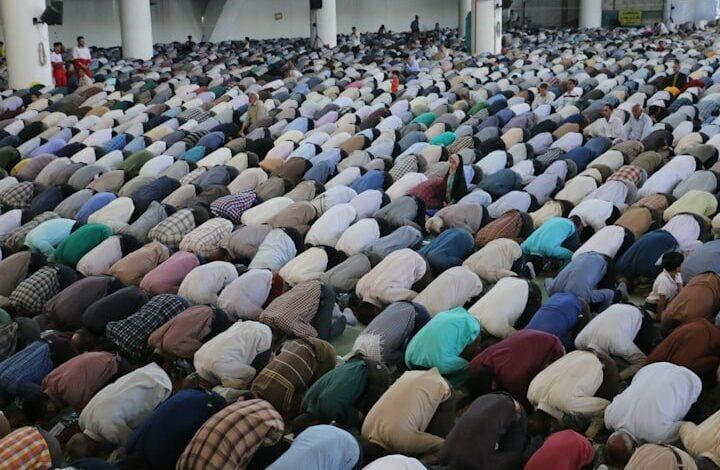 گزارش تحقیقاتی: چرا هنوز اسلام برای غربی ها جاذبه دارد؟