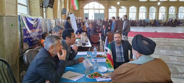 میز خدمت در مصلی نماز جمعه یاسوج برپا می شود