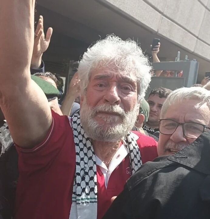 جورج عبدالله: مقاومت قوی است و باید گرد آن جمع شد/ تبریک لبنانی و فلسطینی برای بازگشت به وطن+فیلم