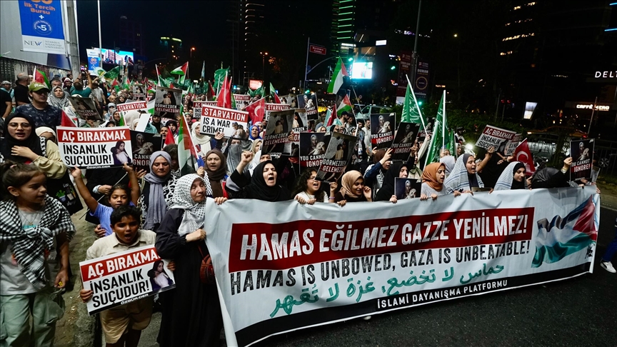 تداوم تظاهرات در کشورهای جهان در محکومیت سیاست گرسنگی دادن به مردم غزه