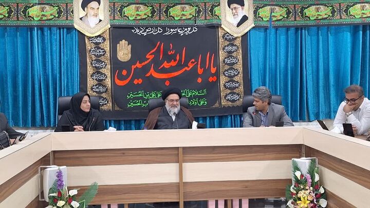 نیازمند مدیریت هوشمندانه و دقیق در جامعه هستیم