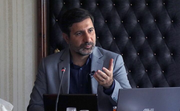 هیچ مسئول و متفکری به اندازه رهبری بر مشارکت مردم تاکید نداشته است