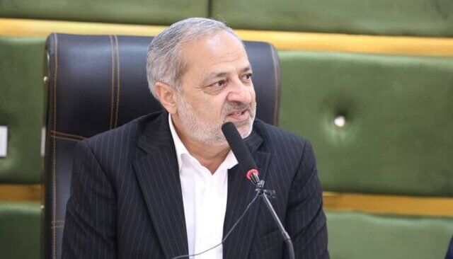 آموزش و پرورش ۷۰۰ هزار بازنشسته دارد