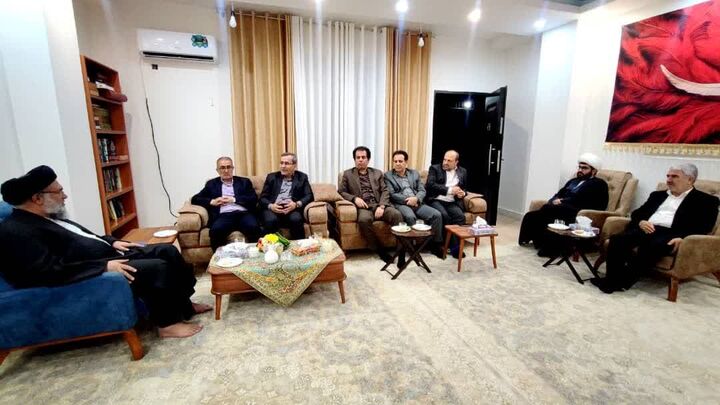 استاندار با امام جمعه مرکز کهگیلویه و بویراحمد دیدار کرد