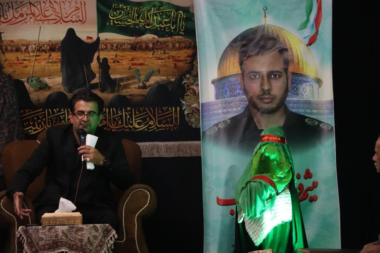 روایت عاشورا در قالب روضه خانگی با نگاه به مسائل اجتماعی روز در آران وبیدگل