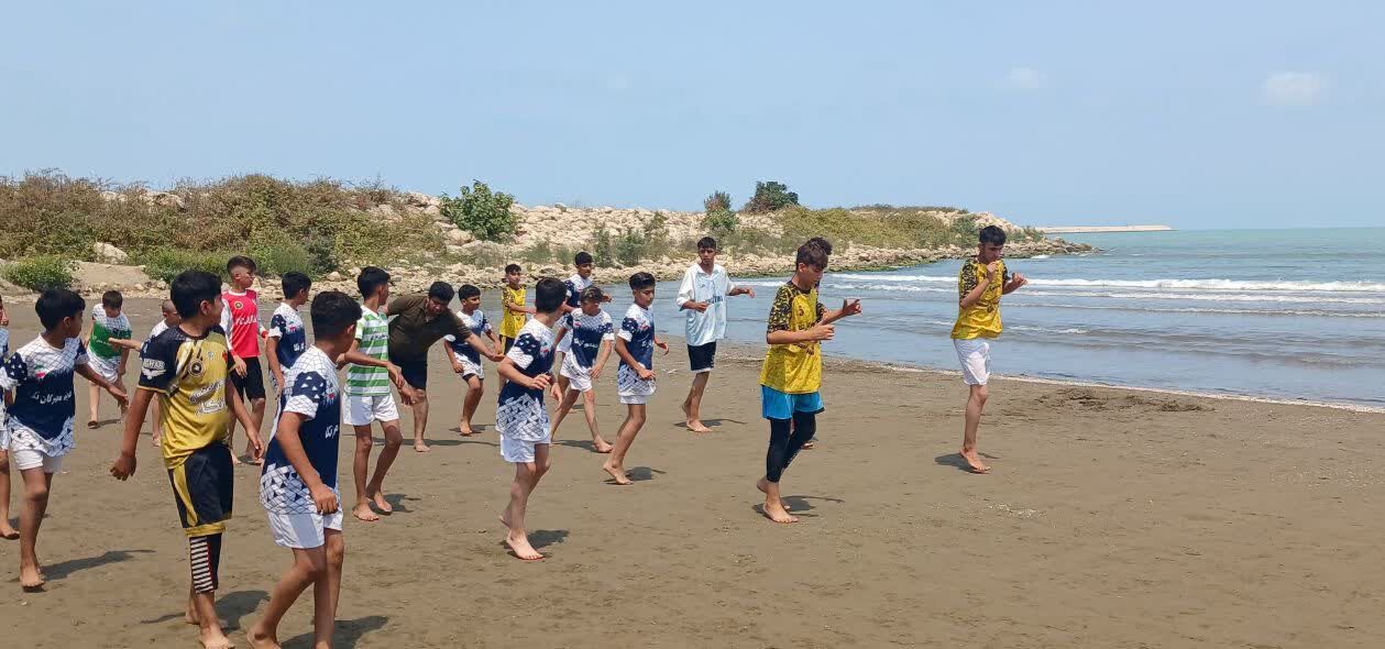 طرح "مسجد، کانون نشاط" یاریگر اوقات فراغت کانون امام علی(ع) نکا