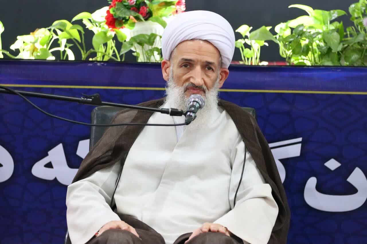 حضور در ستاد نمازجمعه، سربازی و خادمی نمازجمعه است