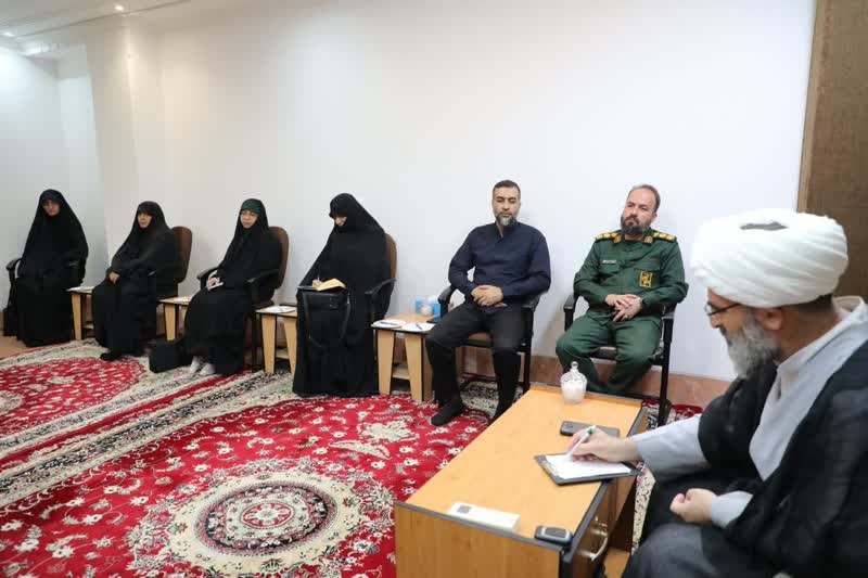 نماز جمعه تبیین‌کننده مواضع نظام جمهوری اسلامی و امام جامعه مسلمین است