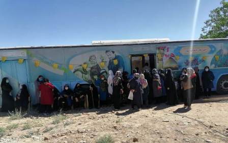 نگاه بلند بچه‌های مسجد به خادمی در اربعین؛ وقتی یاران آخرالزمانی به فکر درمان زائران‌اند