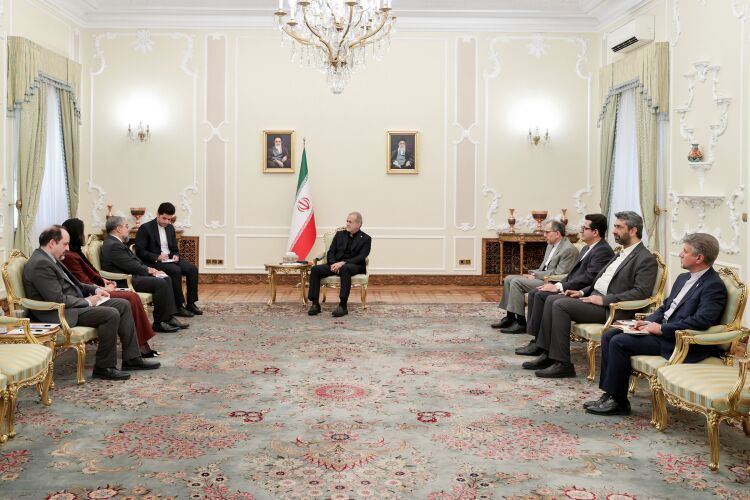 پزشکیان در مراسم دریافت استوارنامه سفرای جدید چه گفت؟